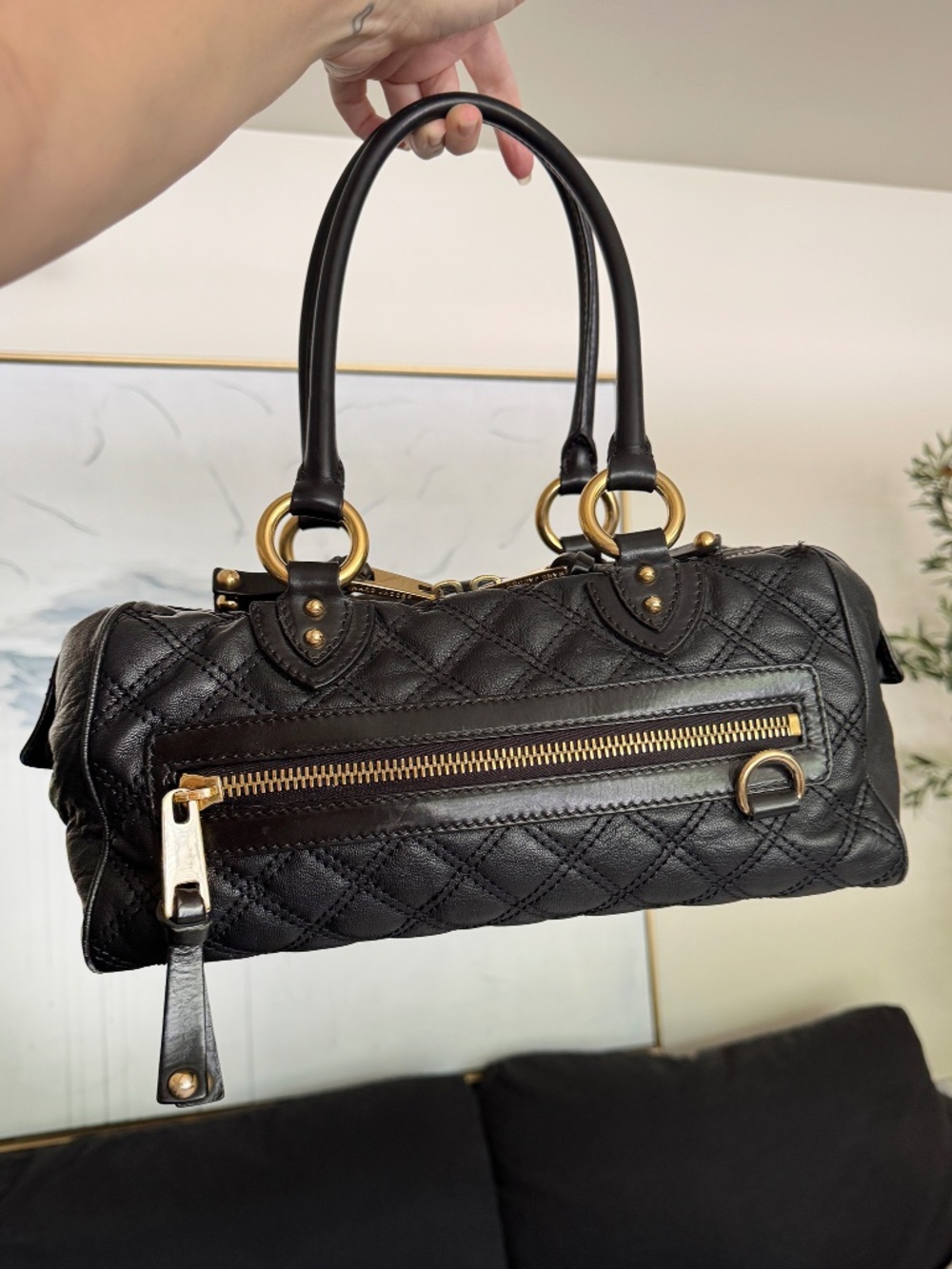 Marc Jacobs VINTAGE Resort 2005 Quilted Leather Stam Barrel Bag Purse Black Gold